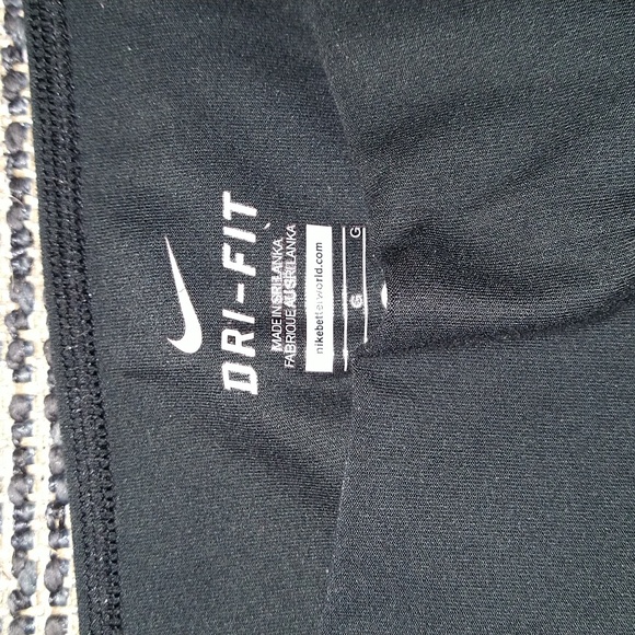 Dry-Fit Legging - Picture 2 of 3